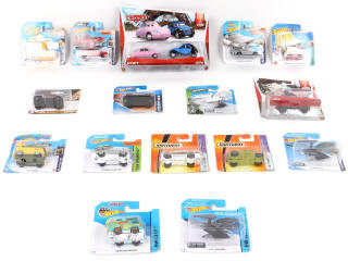 Lot 63 - DIVERS (16)