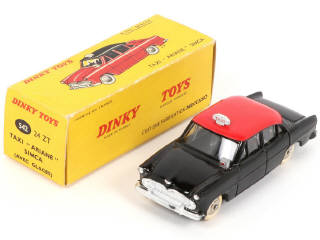 Lot 335 - DINKY TOYS (FRANCE) (1)