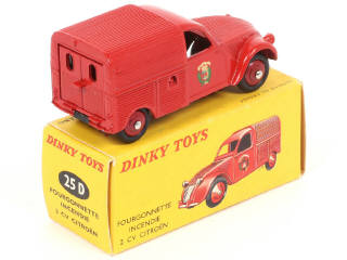 Lot 336 - DINKY TOYS (FRANCE) (1)