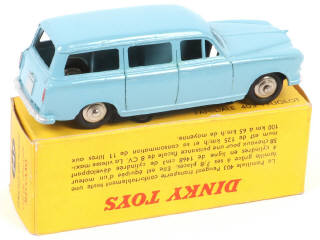 Lot 332 - DINKY TOYS (FRANCE) (1)