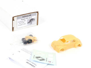 Lot 55 - DIVERS (4)