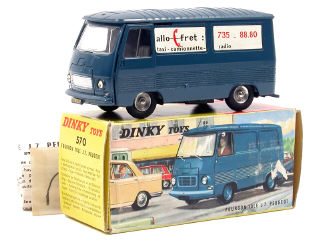 Lot 829 - DINKY TOYS FRANCE (1)