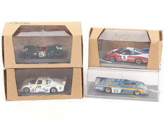 Lot 92 - BIZARRE (MACAU) (4)