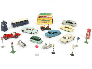 Lot 77 - DIVERS (21)