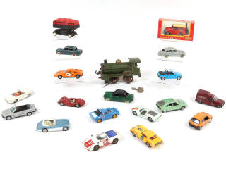 Lot 71 - DIVERS (19)