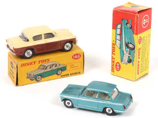 Lot 278 - DINKY TOYS (GB) (2)