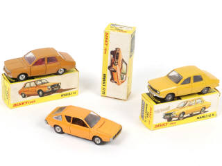 Lot 319 - DINKY TOYS (FRANCE) (3)