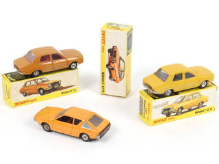 Lot 319 - DINKY TOYS (FRANCE) (3)