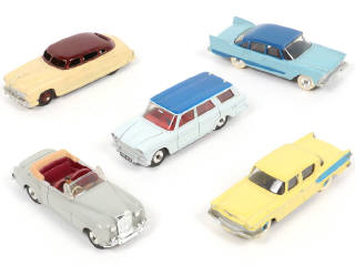 Lot 283 - DINKY TOYS (GB) (5)
