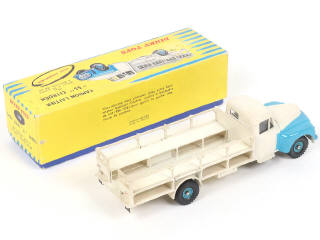 Lot 312 - DINKY TOYS (FRANCE) (1)