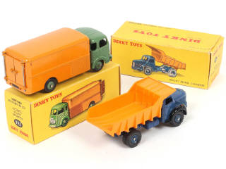 Lot 305 - DINKY TOYS (FRANCE) (2)