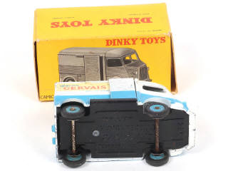 Lot 307 - DINKY TOYS (FRANCE) (1)