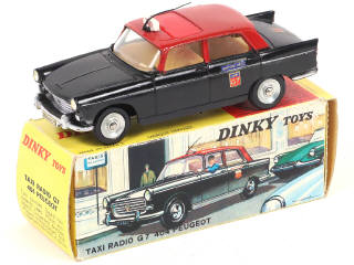 Lot 300 - DINKY TOYS (FRANCE) (1)