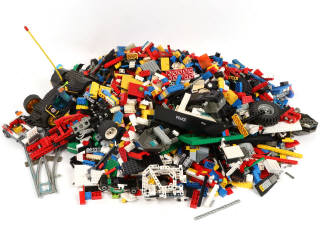 Lot 187 - LEGO (DANEMARK) (150)