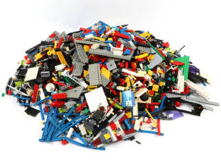 Lot 190 - LEGO (DANEMARK) (150)