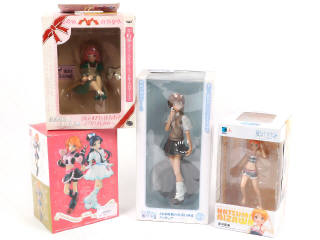 Lot 130 - DIVERS (JAPON) (4)