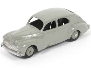 Lot 203 - DINKY TOYS (FRANCE) (1)