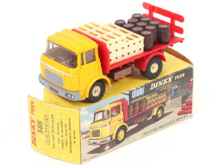 Lot 230 - DINKY TOYS (FRANCE) (1)