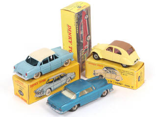 Lot 263 - DINKY TOYS (FRANCE) (3)