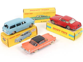 Lot 262 - DINKY TOYS (FRANCE) (3)