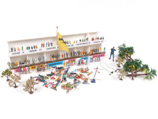 Lot 3 - DIVERS (100)