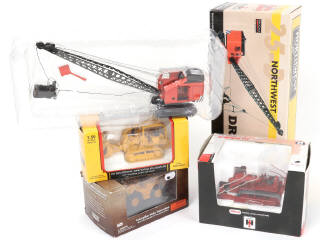 Lot 93 - DIVERS (USA) (4)