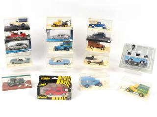 Lot 49 - DIVERS (17)