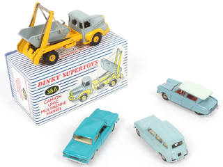 Lot 255 - DINKY TOYS (FRANCE) (4)