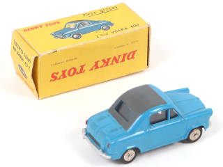 Lot 223 - DINKY TOYS (FRANCE) (1)