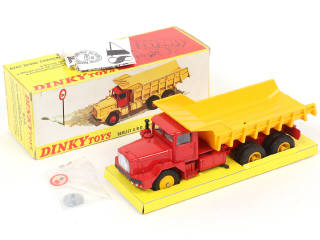 Lot 231 - DINKY TOYS (FRANCE) (1)