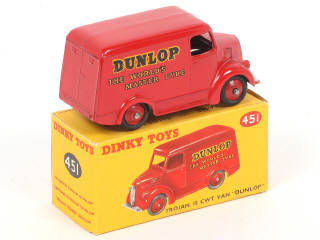 Lot 201 - DINKY TOYS (GB) (1)