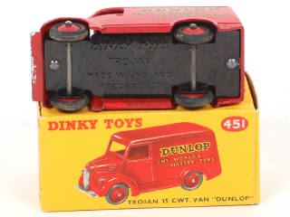 Lot 201 - DINKY TOYS (GB) (1)
