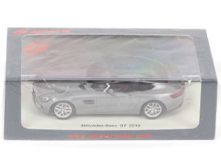 Lot 74 - SPARK (MACAU) (3)