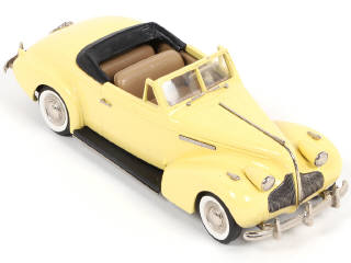 Lot 124 - BROOKLIN MODELS (GB) (1)