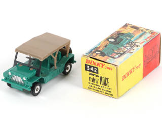 Lot 224 - DINKY TOYS (GB) (1)