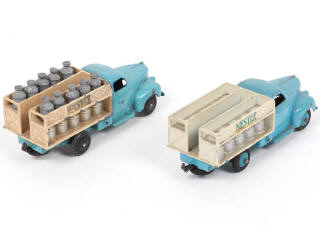 Lot 283 - DINKY TOYS (FRANCE) (2)