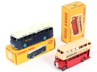 Lot 235 - DINKY TOYS (GB) (2)