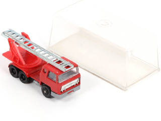 Lot 187 - MAJORETTE (FRANCE) (1)