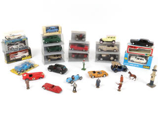 Lot 65 - DIVERS (30)