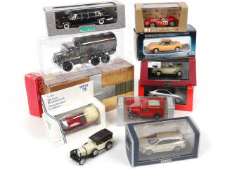 Lot 43 - DIVERS (10)