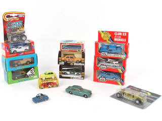 Lot 57 - DIVERS (14)