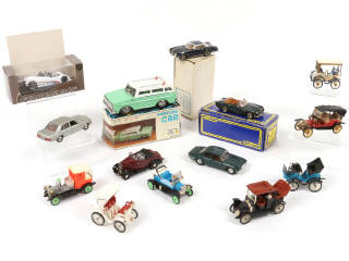 Lot 56 - DIVERS (14)