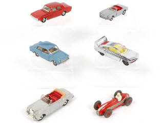Lot 273 - DINKY TOYS (GB) (6)