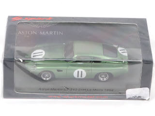 Lot 74 - SPARK (MACAU) (3)