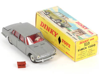 Lot 310 - DINKY TOYS (FRANCE) (1)
