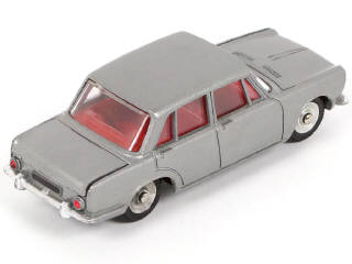 Lot 310 - DINKY TOYS (FRANCE) (1)
