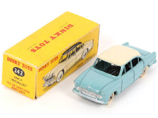 Lot 308 - DINKY TOYS (FRANCE) (1)