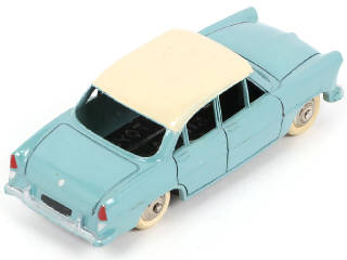 Lot 308 - DINKY TOYS (FRANCE) (1)