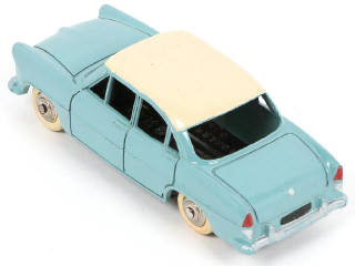 Lot 308 - DINKY TOYS (FRANCE) (1)