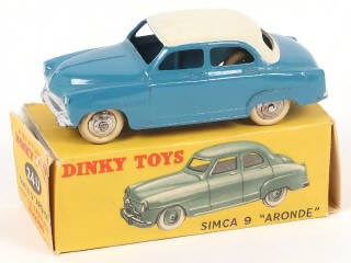 Lot 303 - DINKY TOYS (FRANCE) (1)